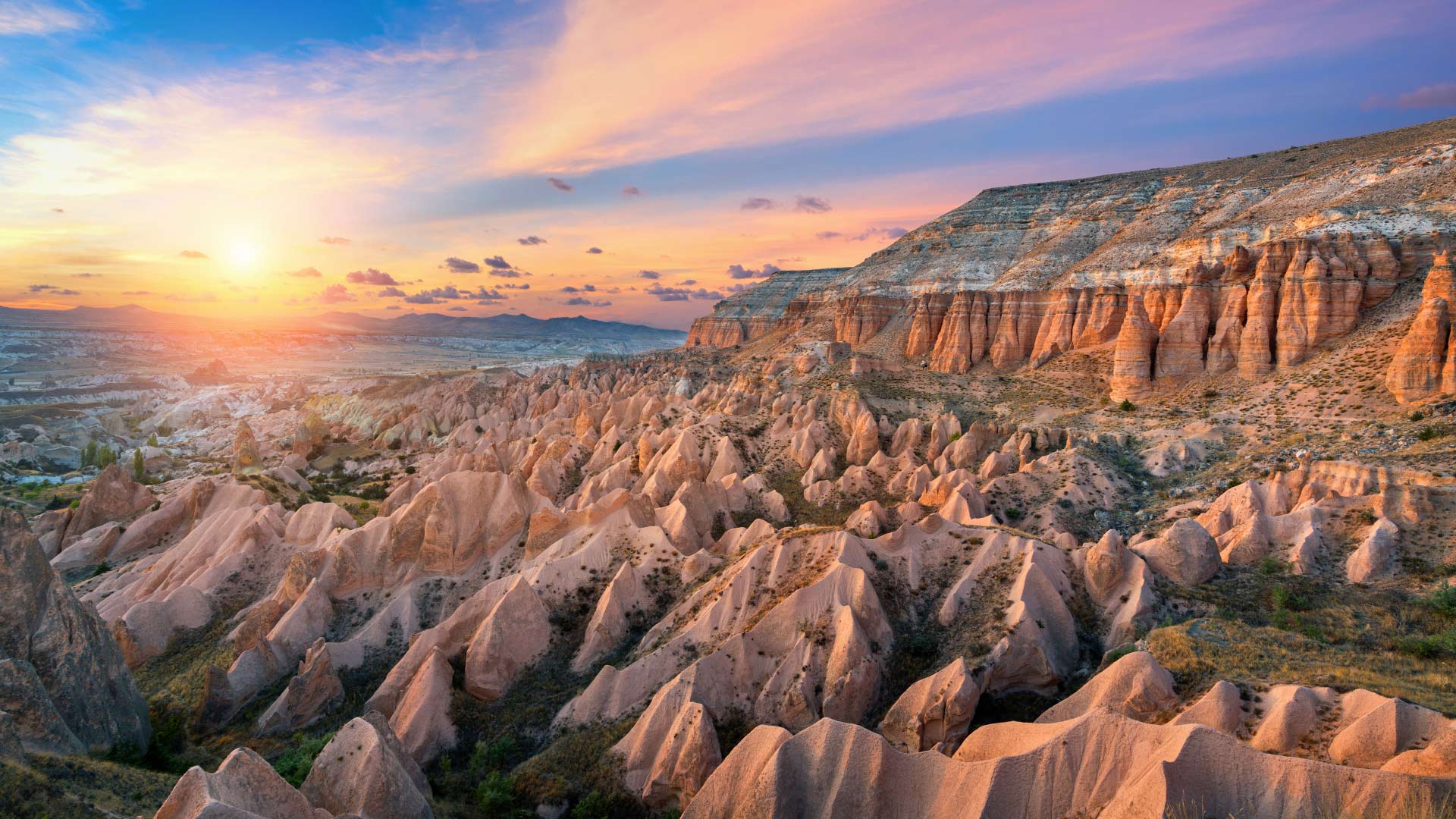 beautiful-mountains-red-valley-sunset-goreme-cappadocia-turkey
